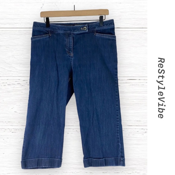 J. JILL Women’s Size 10 Denim Jean Crop Capris Genuine Fit Trouser Style Stretch - Picture 1 of 13